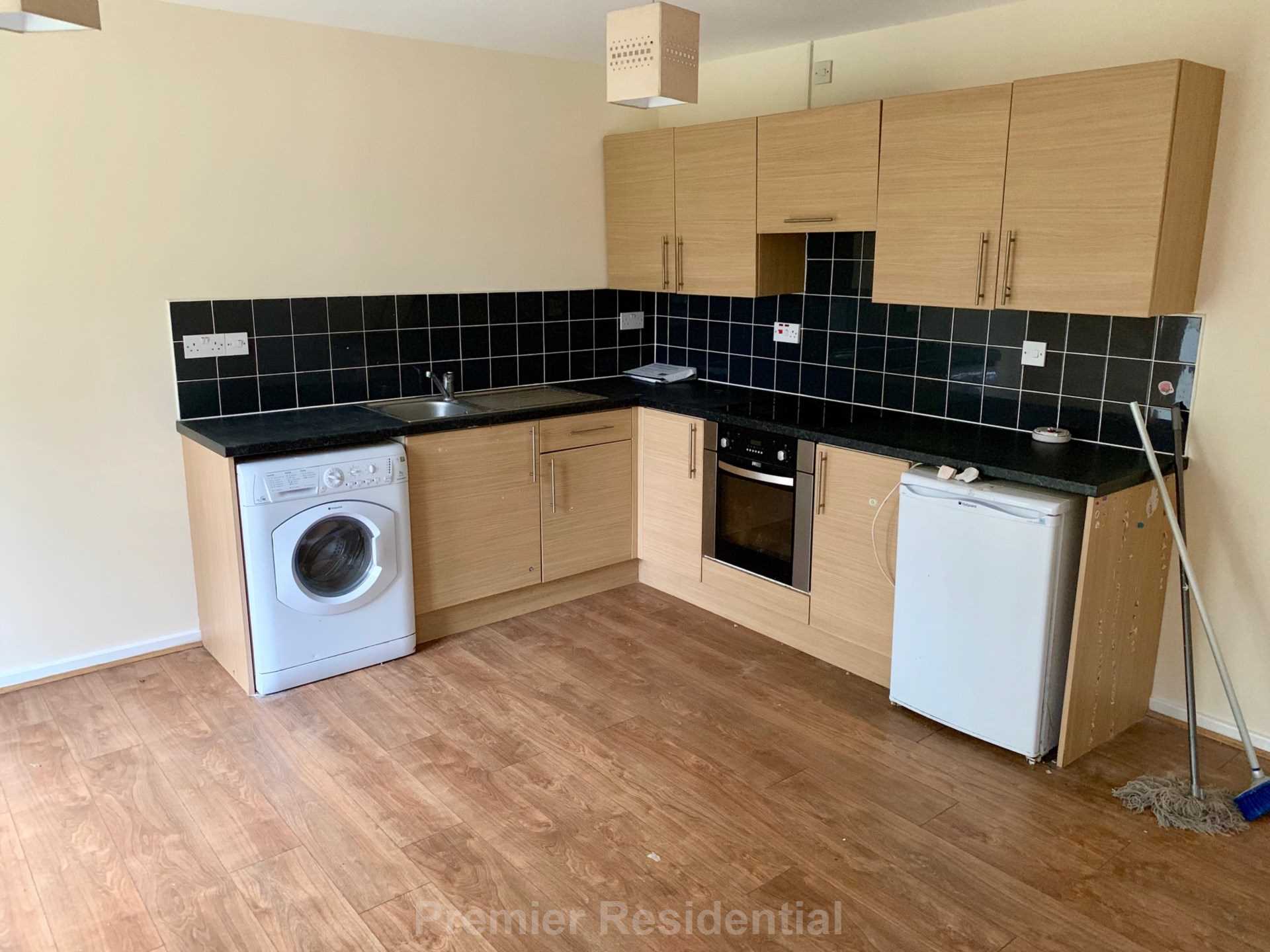 Newbridge Close, Radcliffe, Image 1