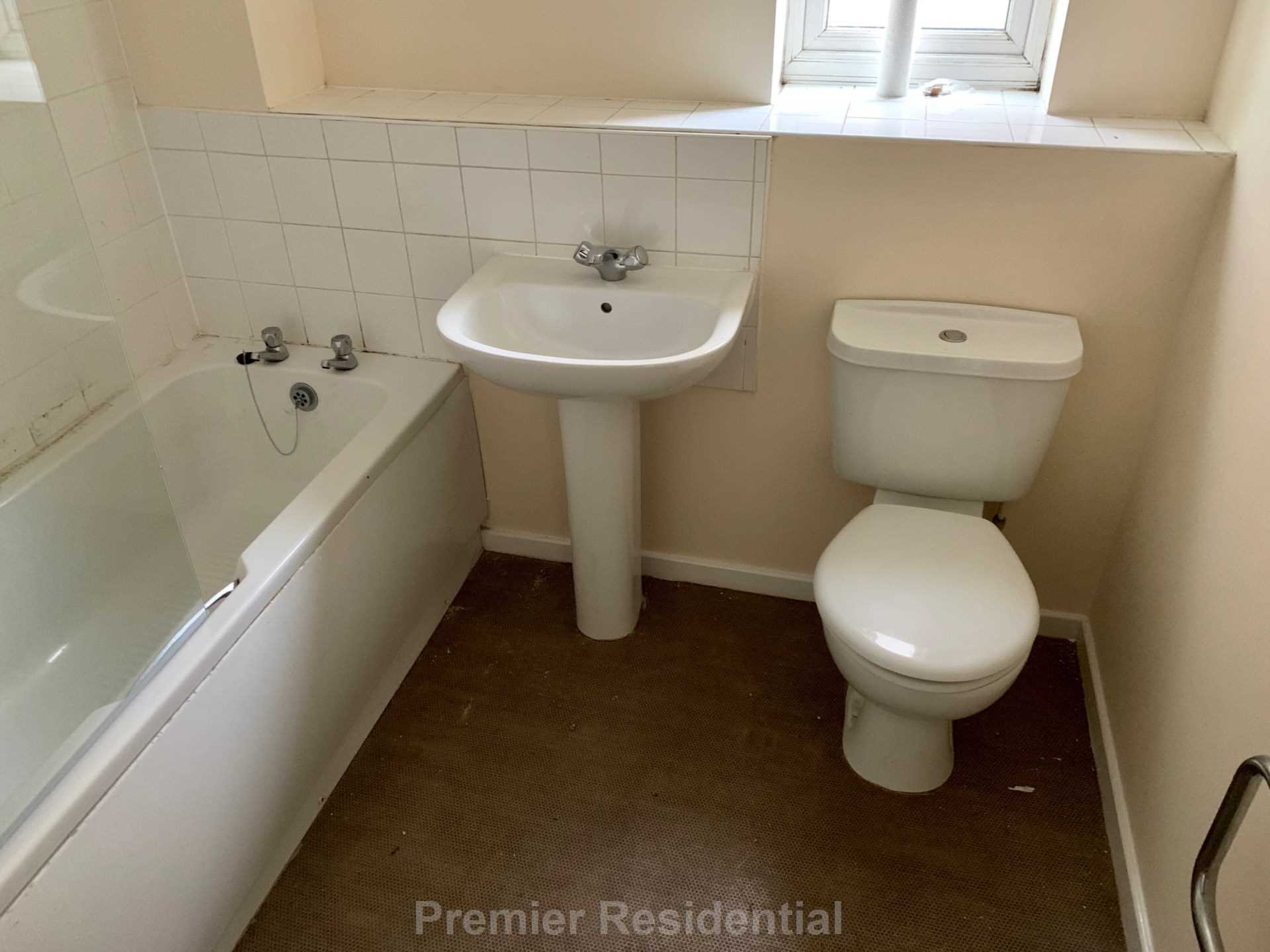 Newbridge Close, Radcliffe, Image 5