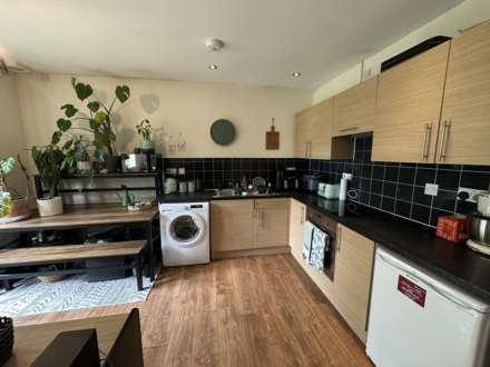 Newbridge Close, Radcliffe, Image 3