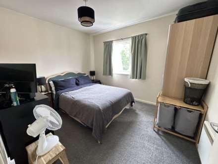 Newbridge Close, Radcliffe, Image 5