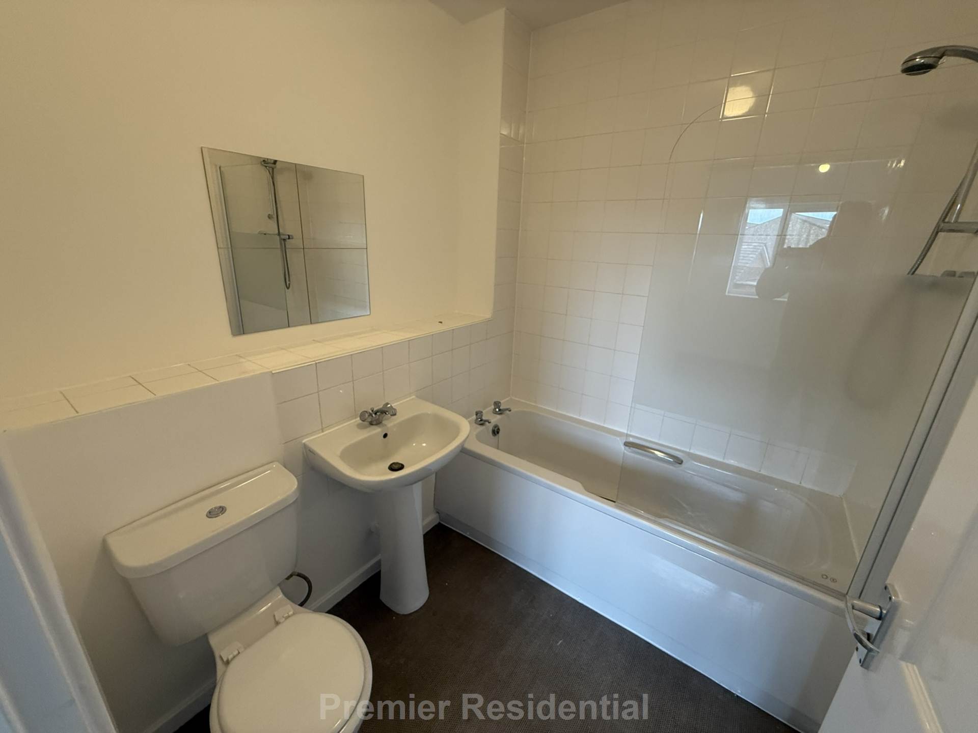 Newbridge Close, Radcliffe, Image 4