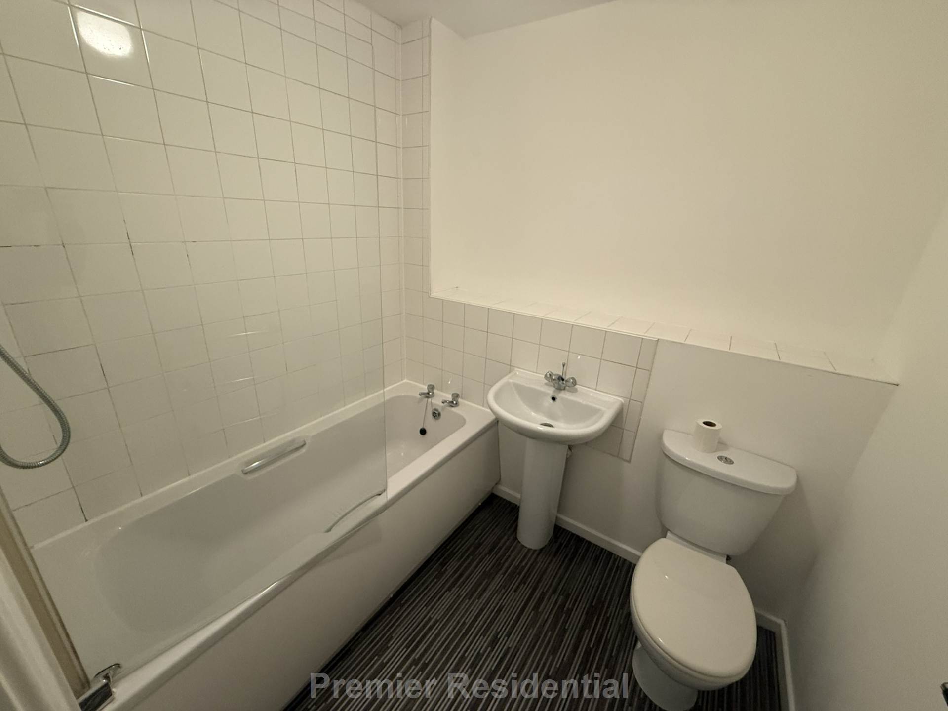 Newbridge Close, Radcliffe, Image 5