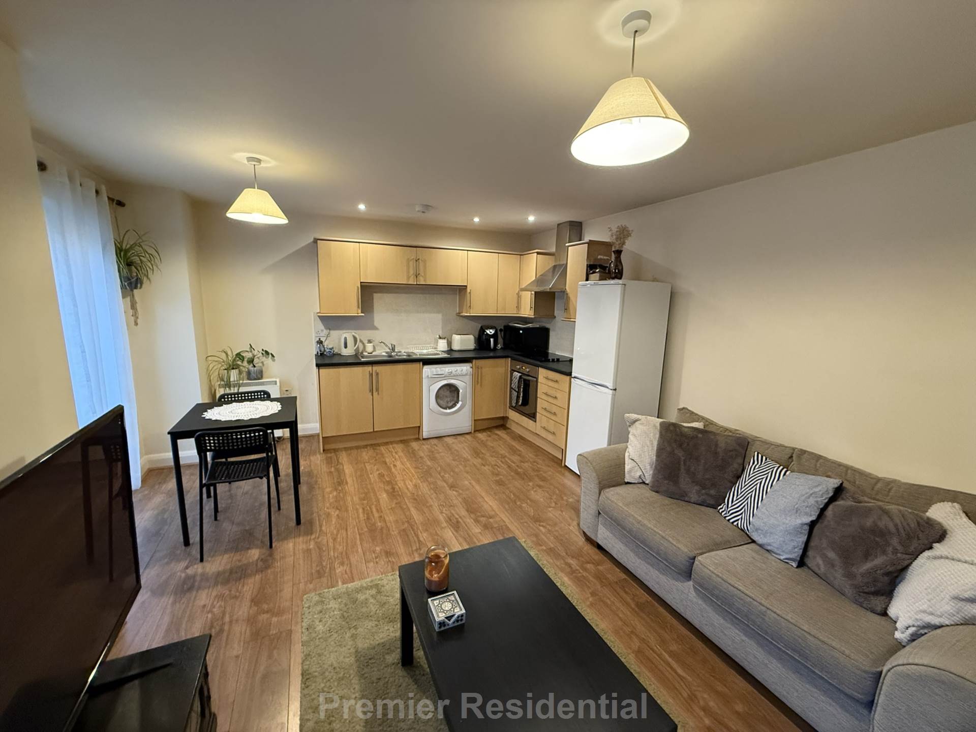 Newbridge Close, Radcliffe, Image 1