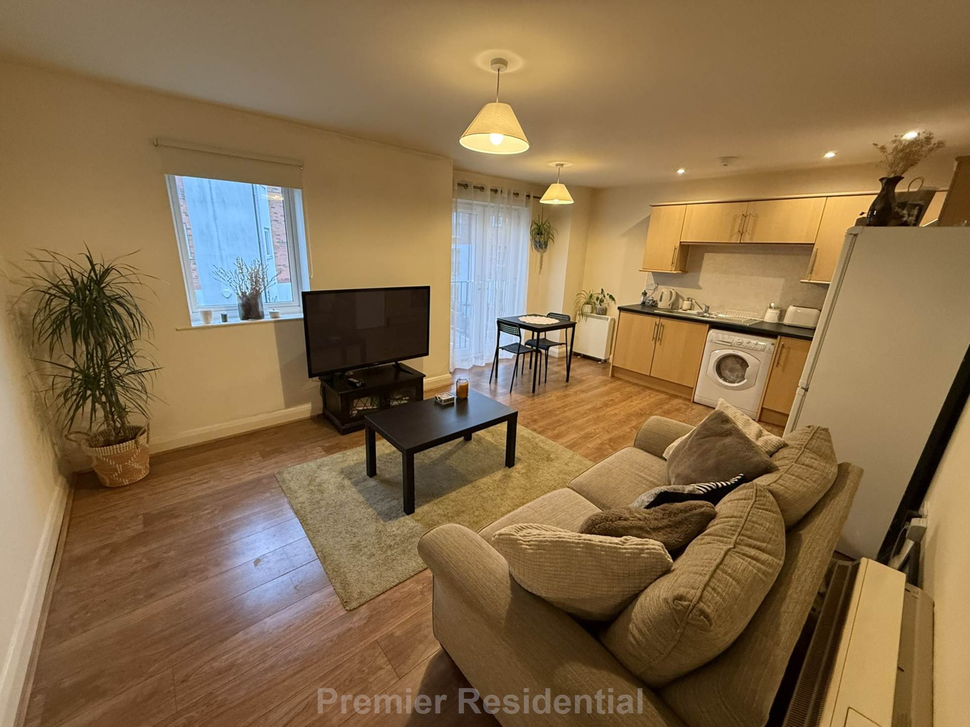 Newbridge Close, Radcliffe, Image 3