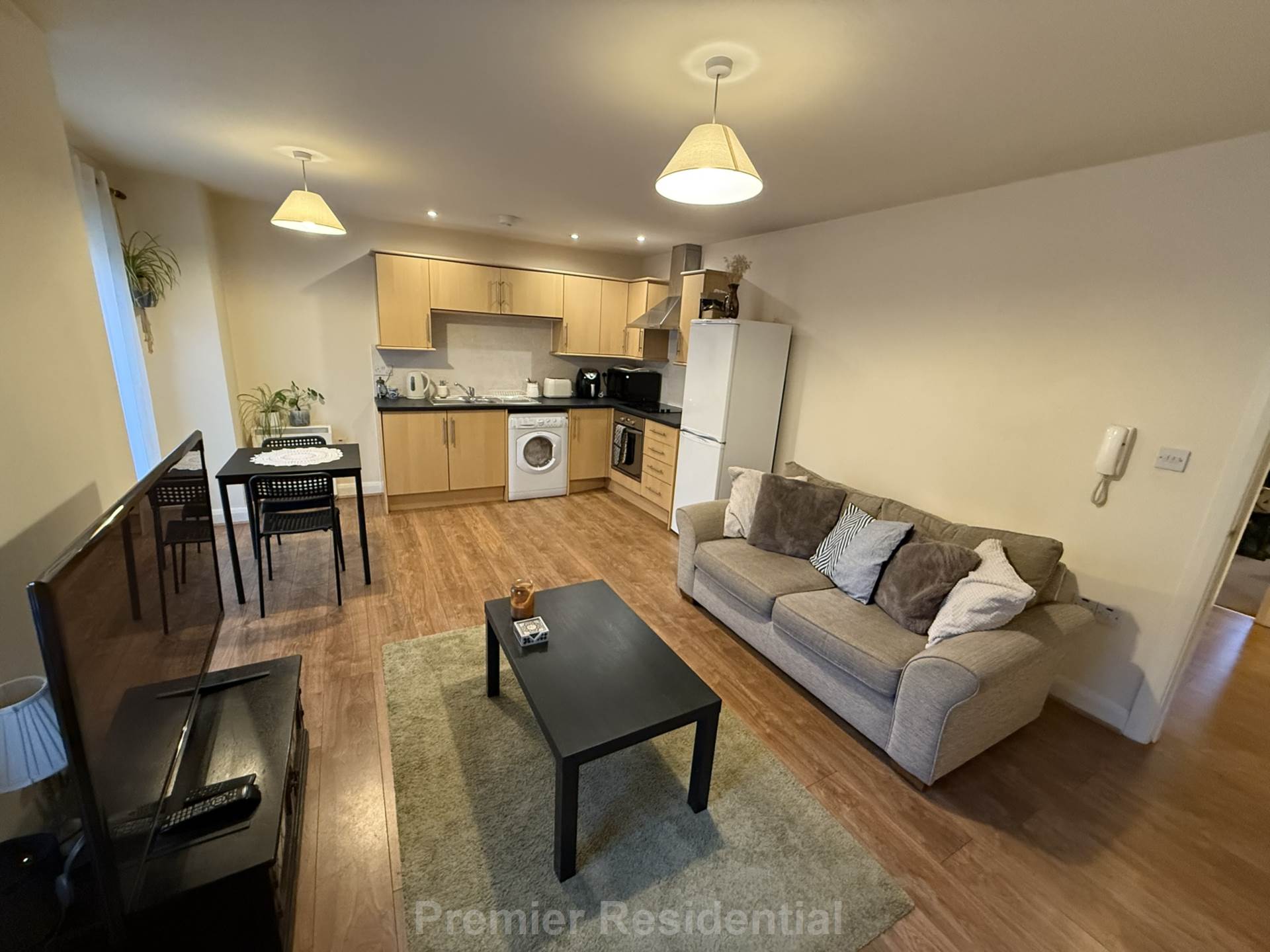Newbridge Close, Radcliffe, Image 4