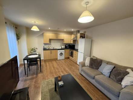 Newbridge Close, Radcliffe, Image 1