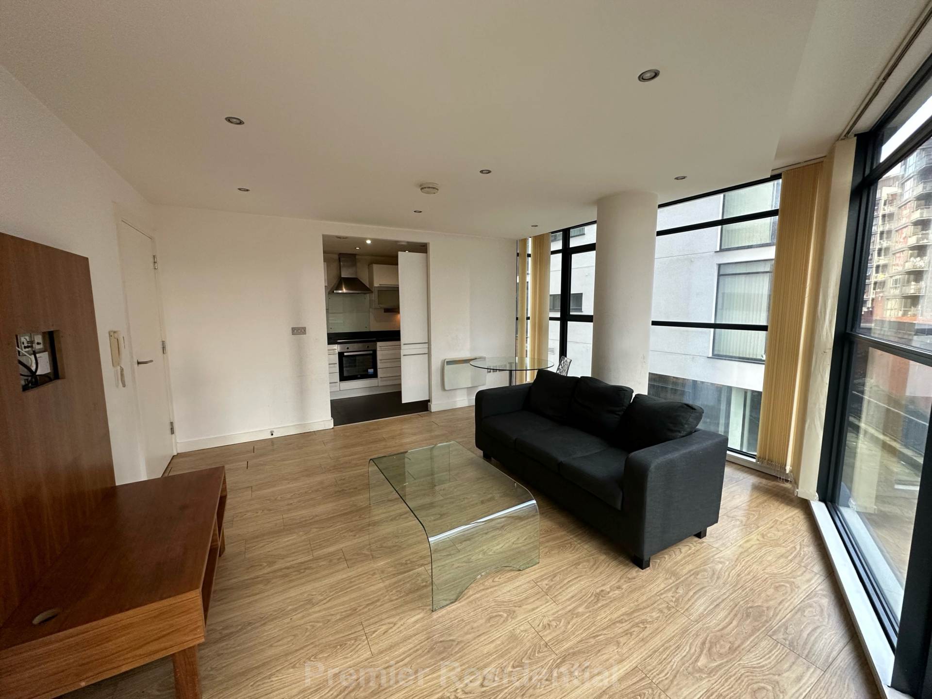 Commercial Street, Manchester, Image 2