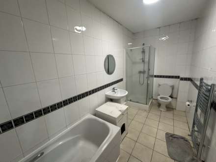 Cheetham Hill Road, Manchester, Image 7