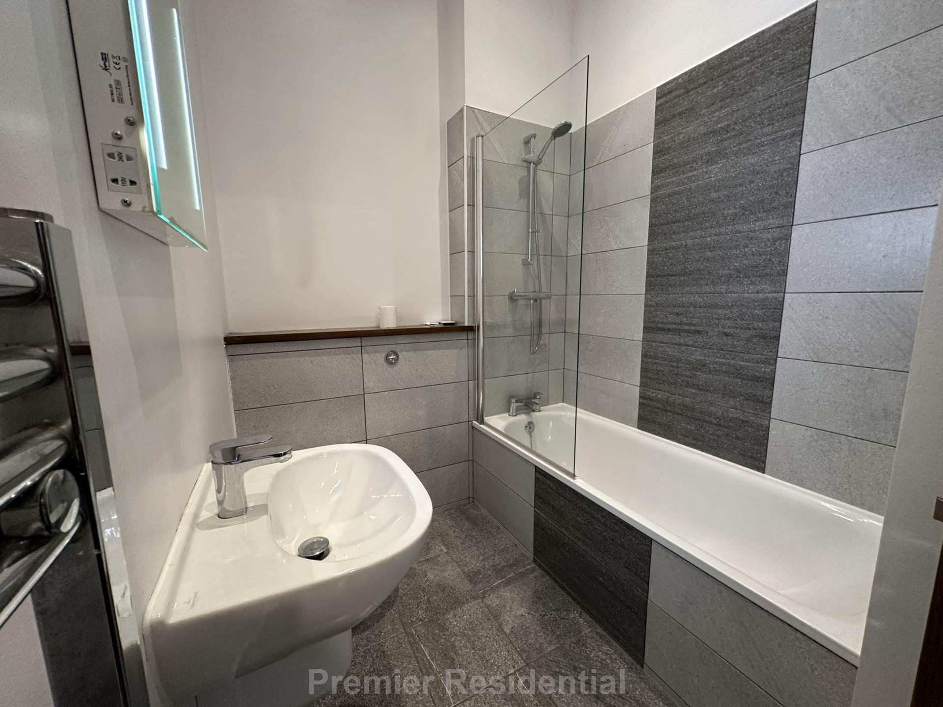 Moss Lane West, Manchester, Image 7