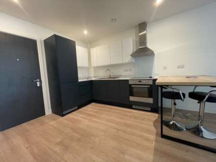 Embankment West, Manchester, Image 12