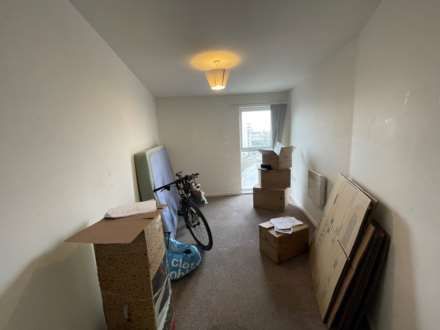 The Drum, Stillwater Drive, Manchester, Image 10