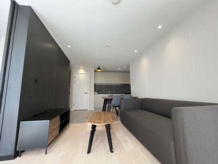 2 Bedroom Apartment, City Gardens, Manchester