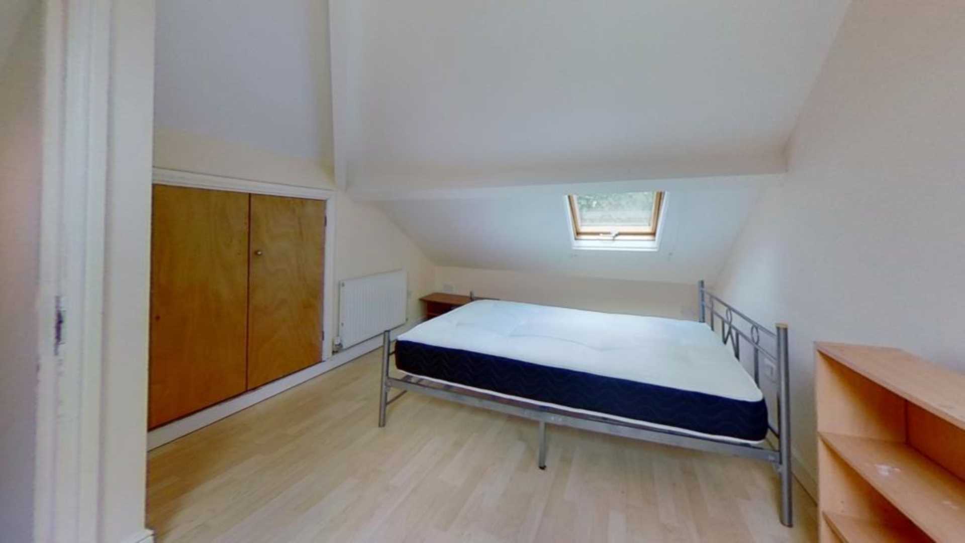 The Walk, Cardiff, Image 3