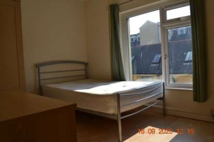 The Walk, Cardiff, Image 18