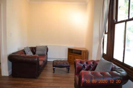 The Walk, Cardiff, Image 8