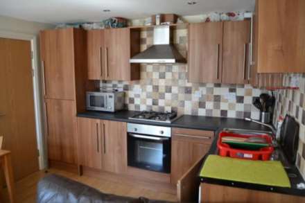 Woodville Road, Cardiff, Image 10