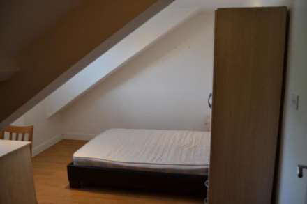 Woodville Road, Cardiff, Image 14