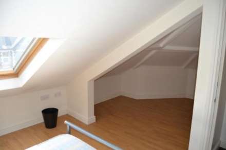 Woodville Road, Cardiff, Image 16