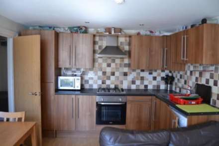 Woodville Road, Cardiff, Image 9