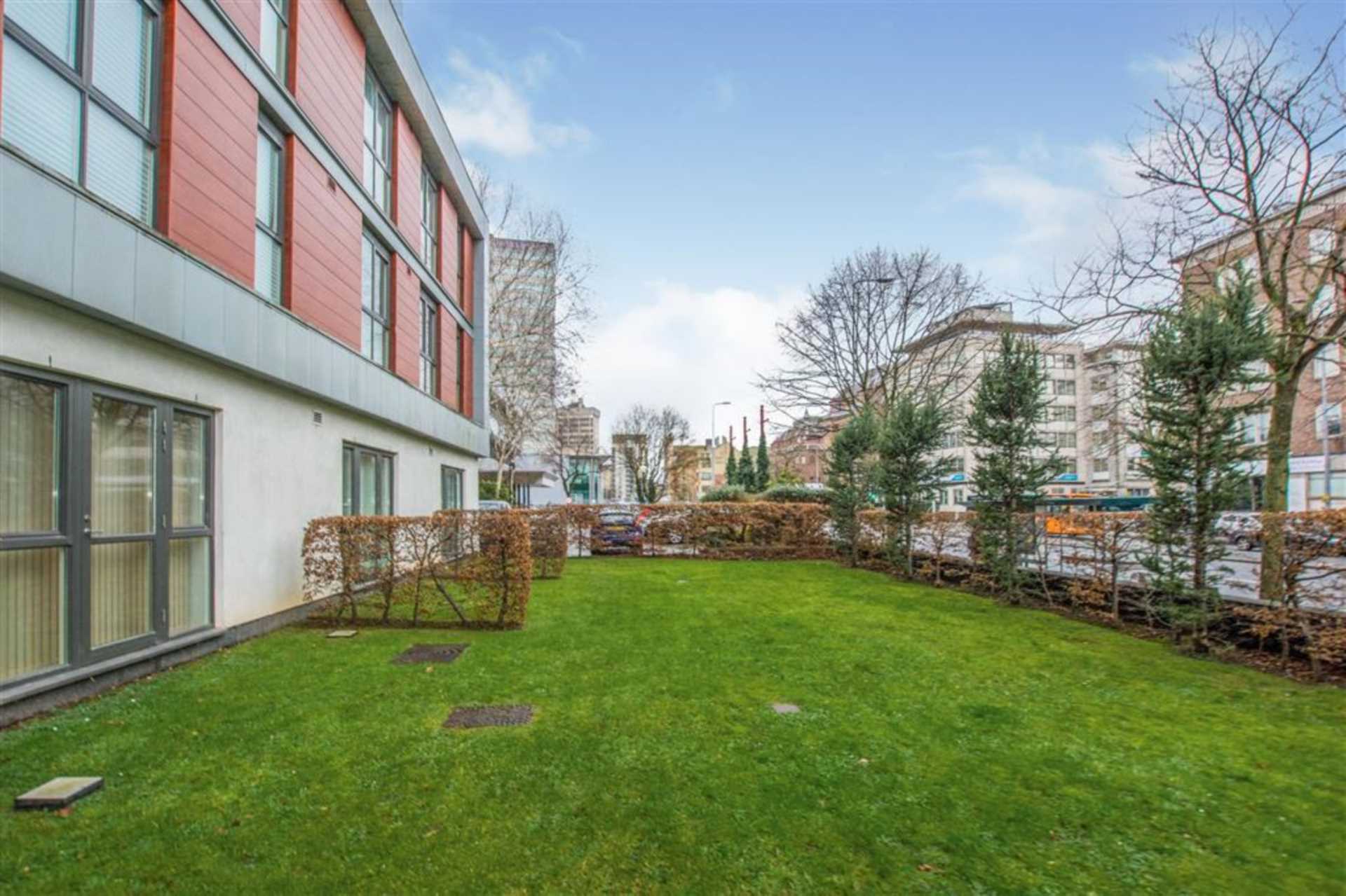 Admiral House, Cardiff, Image 3
