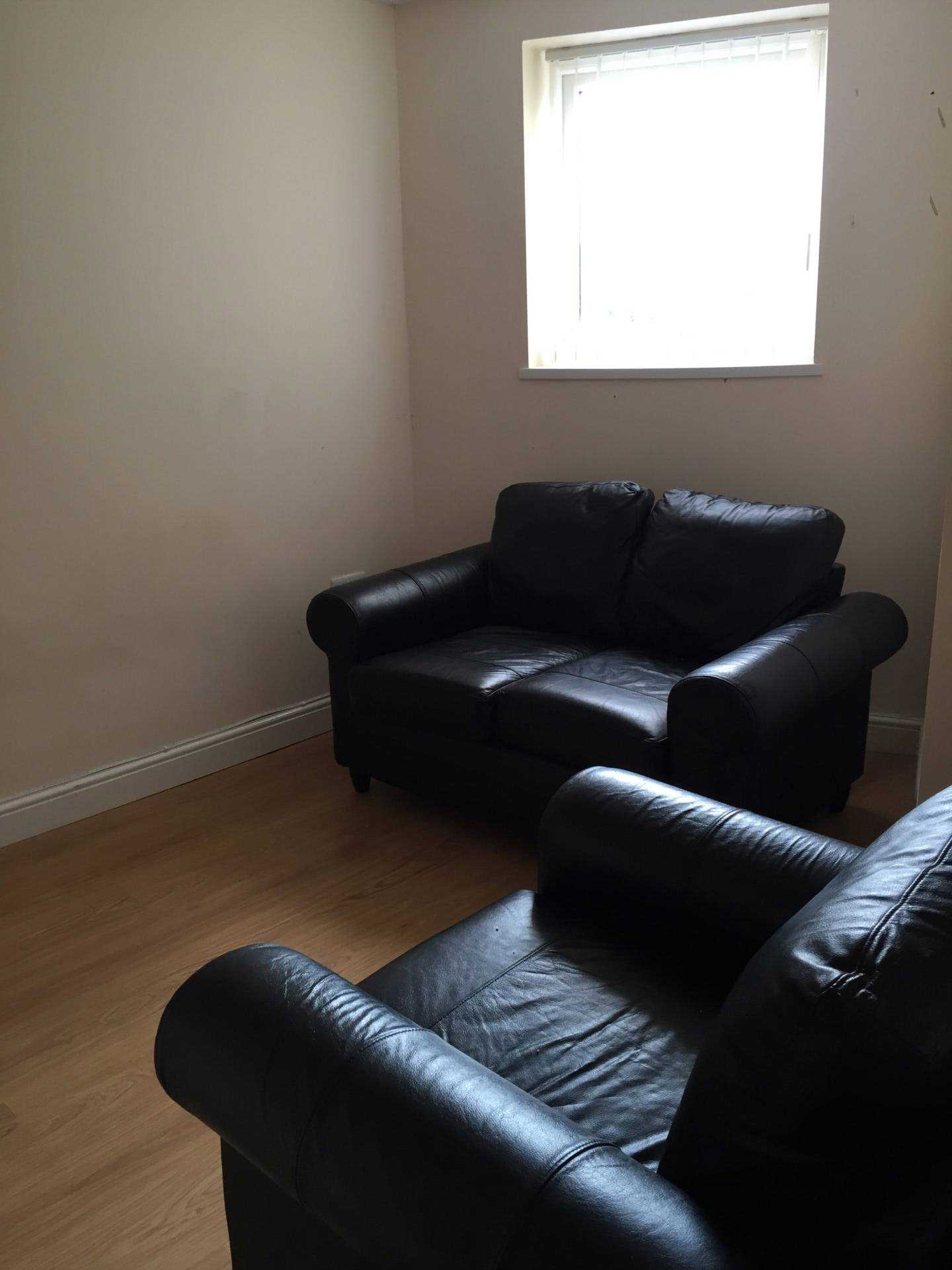 Pearl Street, D, Cardiff, Image 2