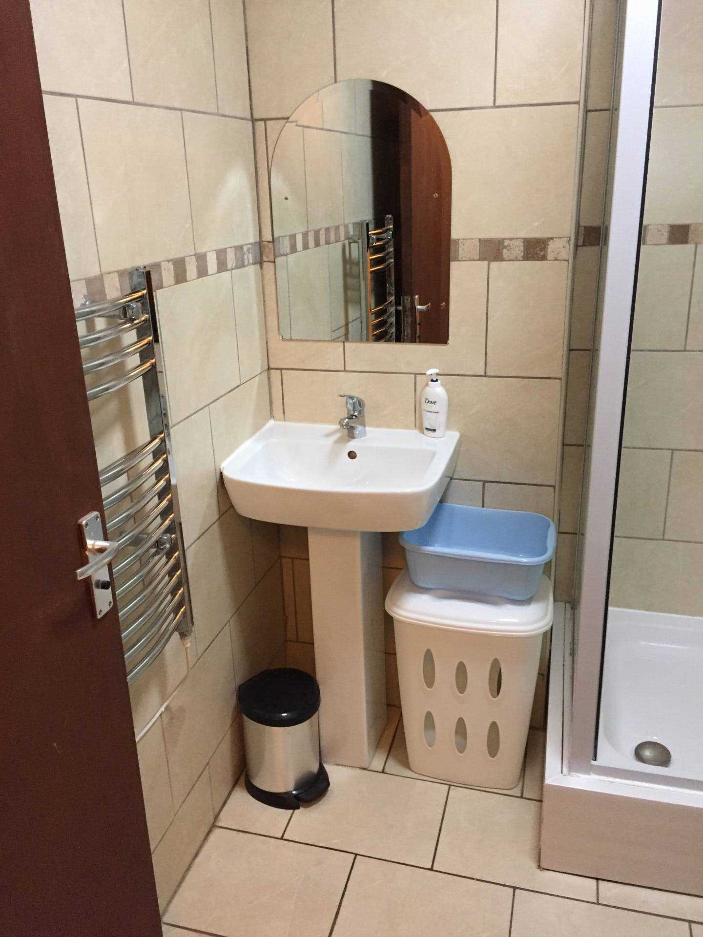 Pearl Street, A, Cardiff, Image 8