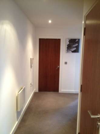Admiral House, Cardiff, Image 7