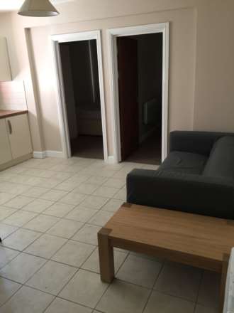 Newport Road, Cardiff, Image 6