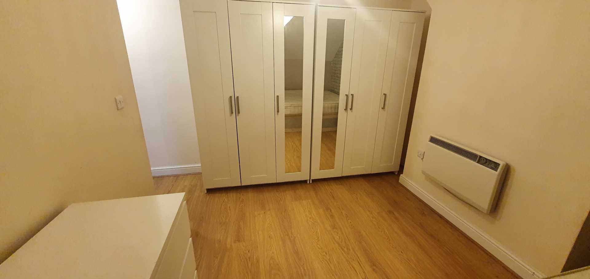 Newport Road, Cardiff, Image 12