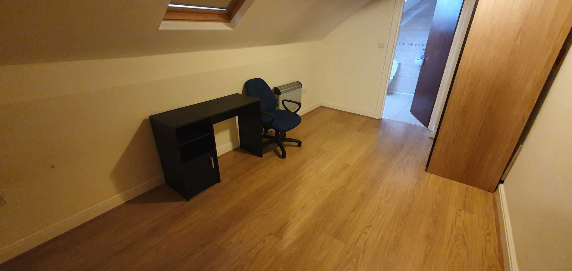 Newport Road, Cardiff, Image 14