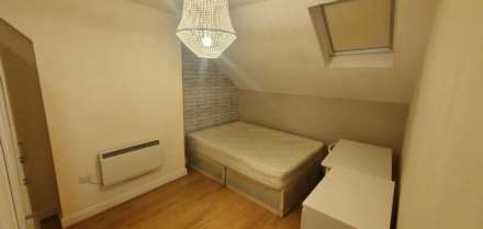 Newport Road, Cardiff, Image 11