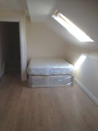 Newport Road, Cardiff, Image 6