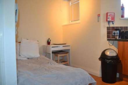 Montherner, Cardiff, Image 6