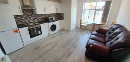 Property For Rent City Road, Cardiff