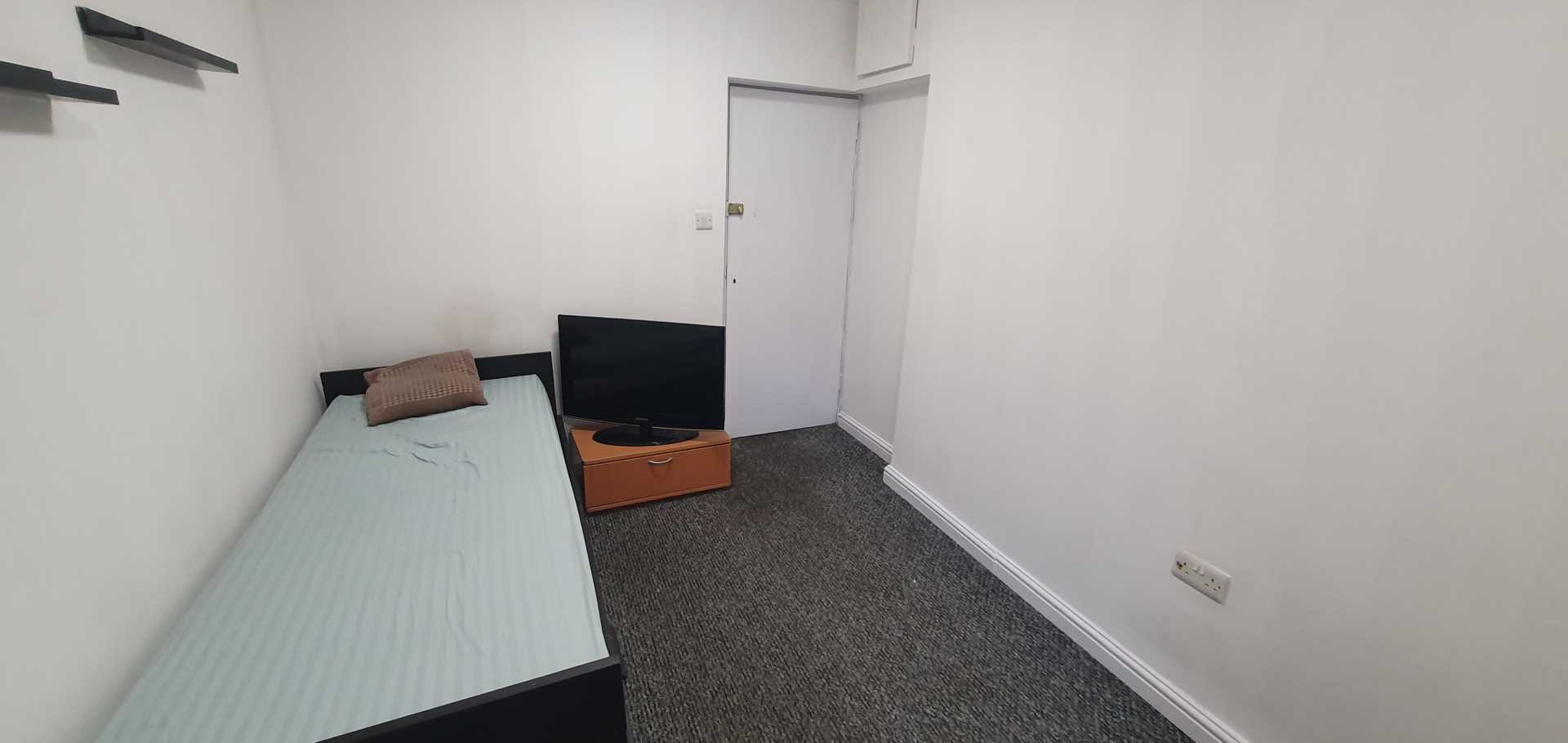 City Road, Cardiff, Image 2