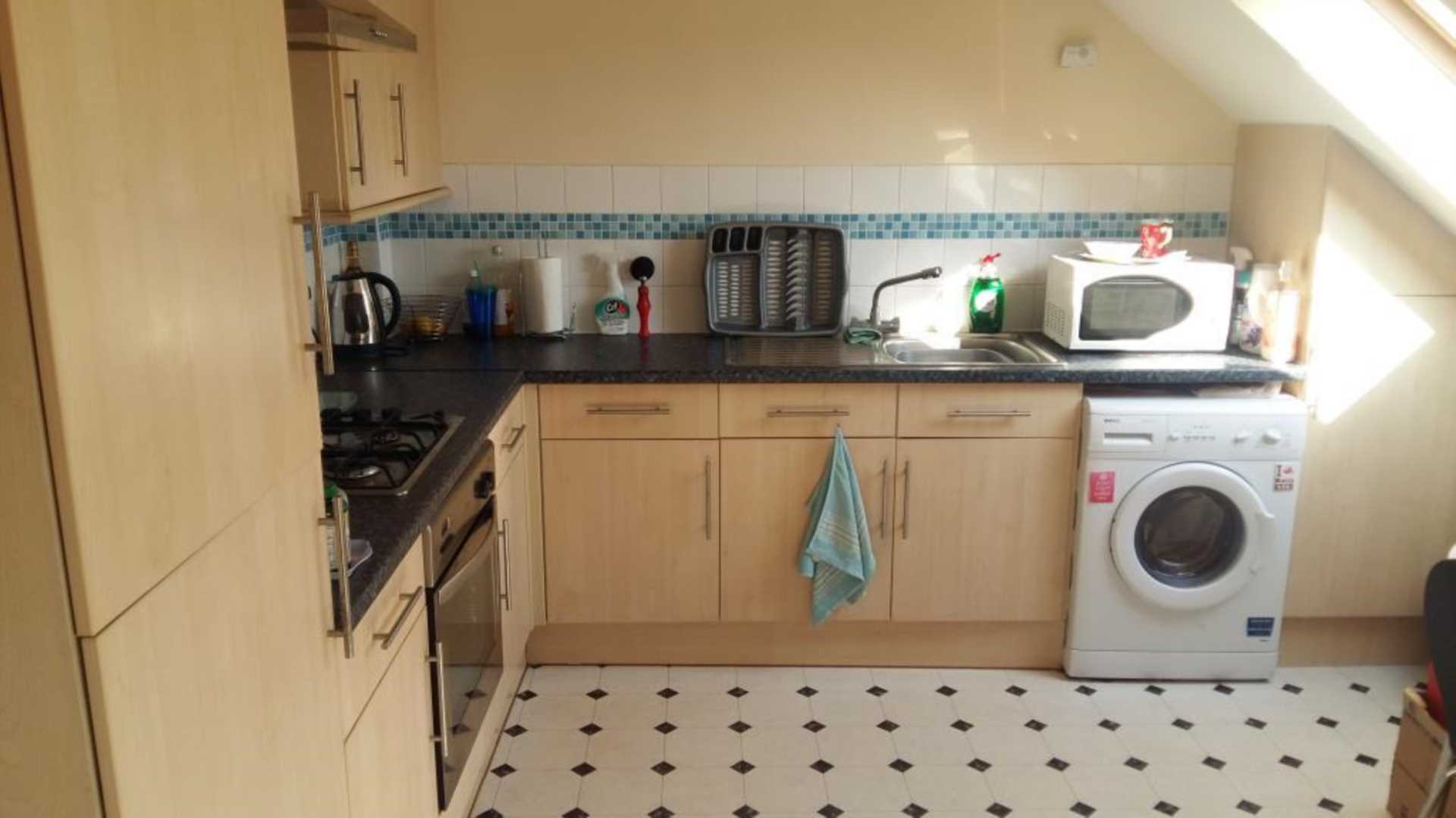 Oakfield Street, Y Rhath, Cardiff, Image 2
