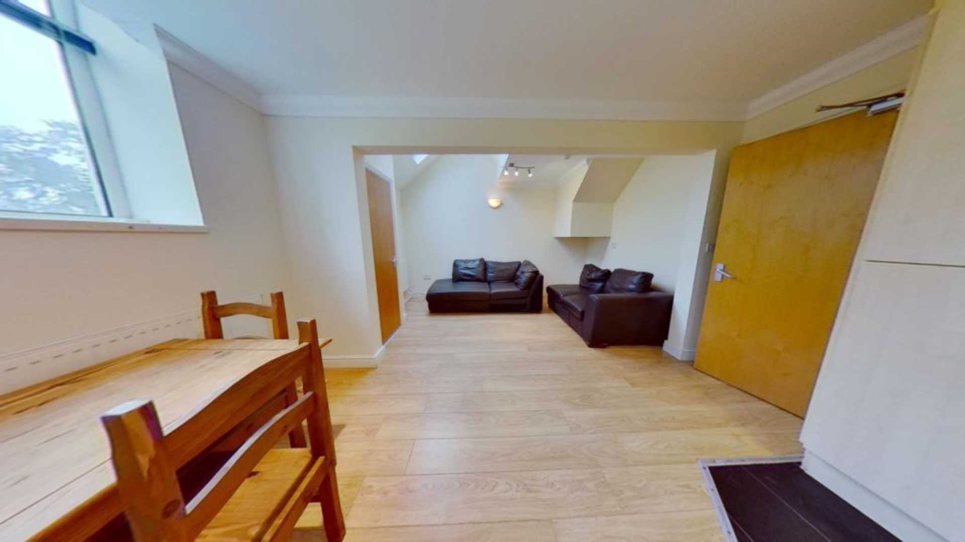 Richmond Road, Roath, Image 1