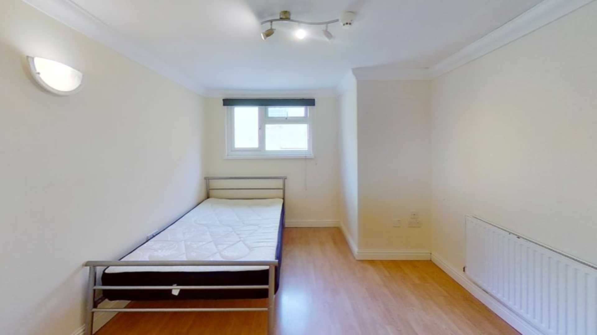 Richmond Road, Roath, Image 11