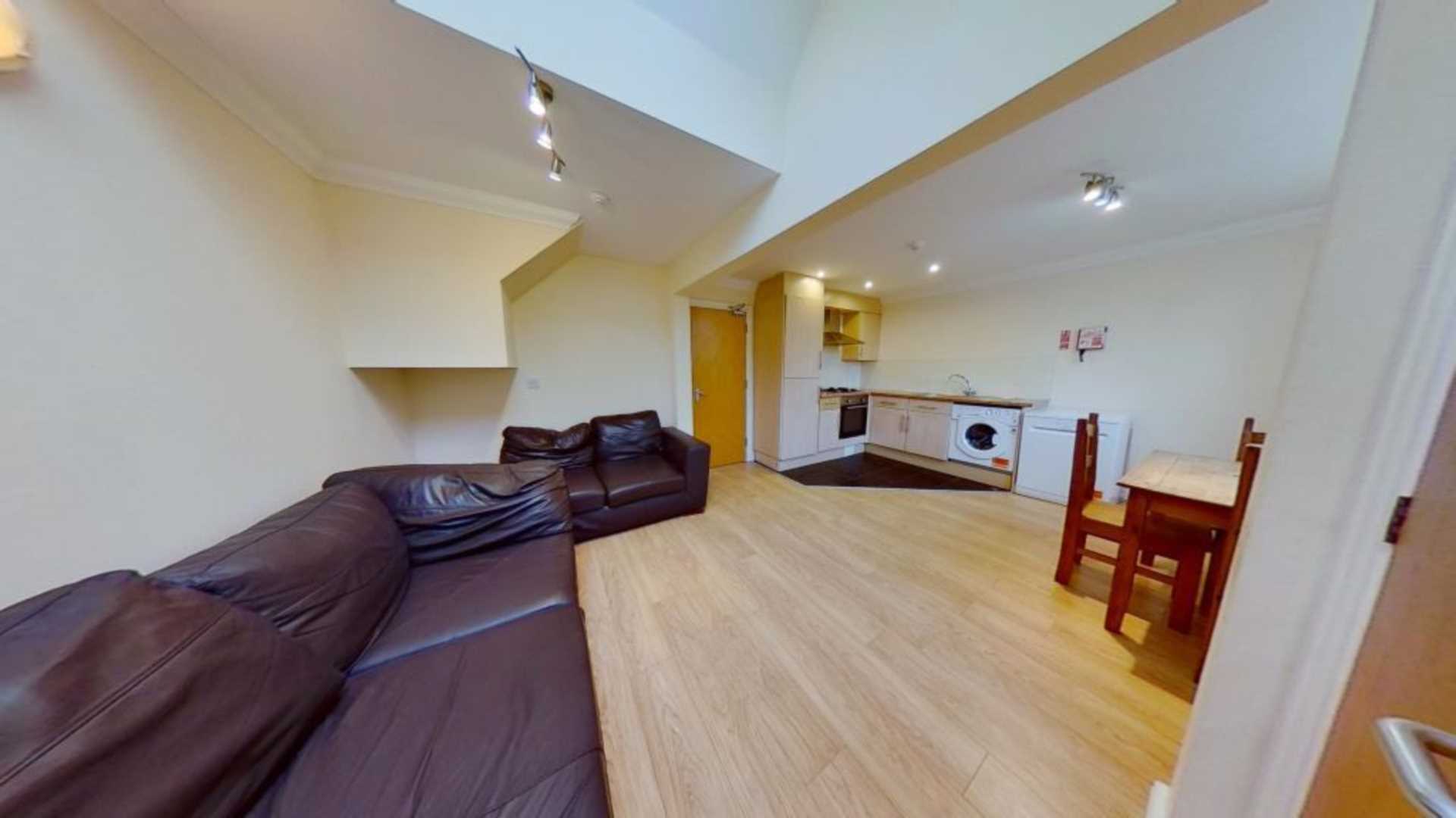 Richmond Road, Roath, Image 2