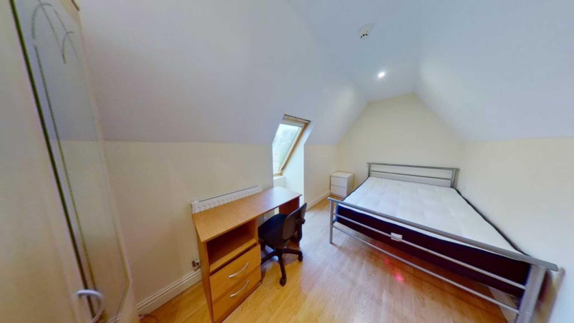 Richmond Road, Roath, Image 21