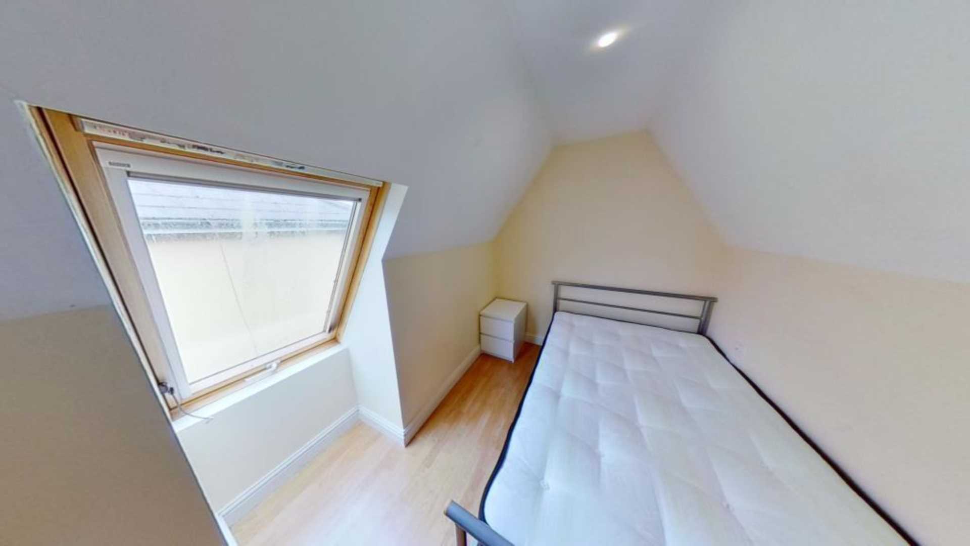 Richmond Road, Roath, Image 7