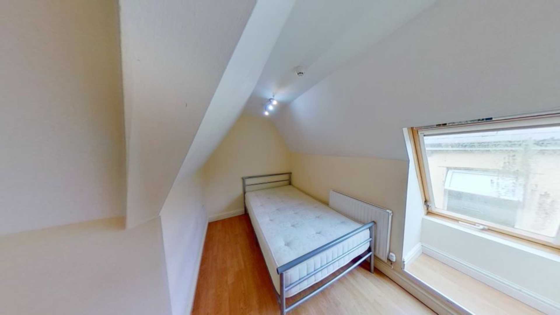 Richmond Road, Roath, Image 8