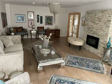 Vaendre Court, Old St Mellons, Image 5