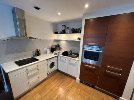Falcon Drive, Cardiff Bay, Image 3