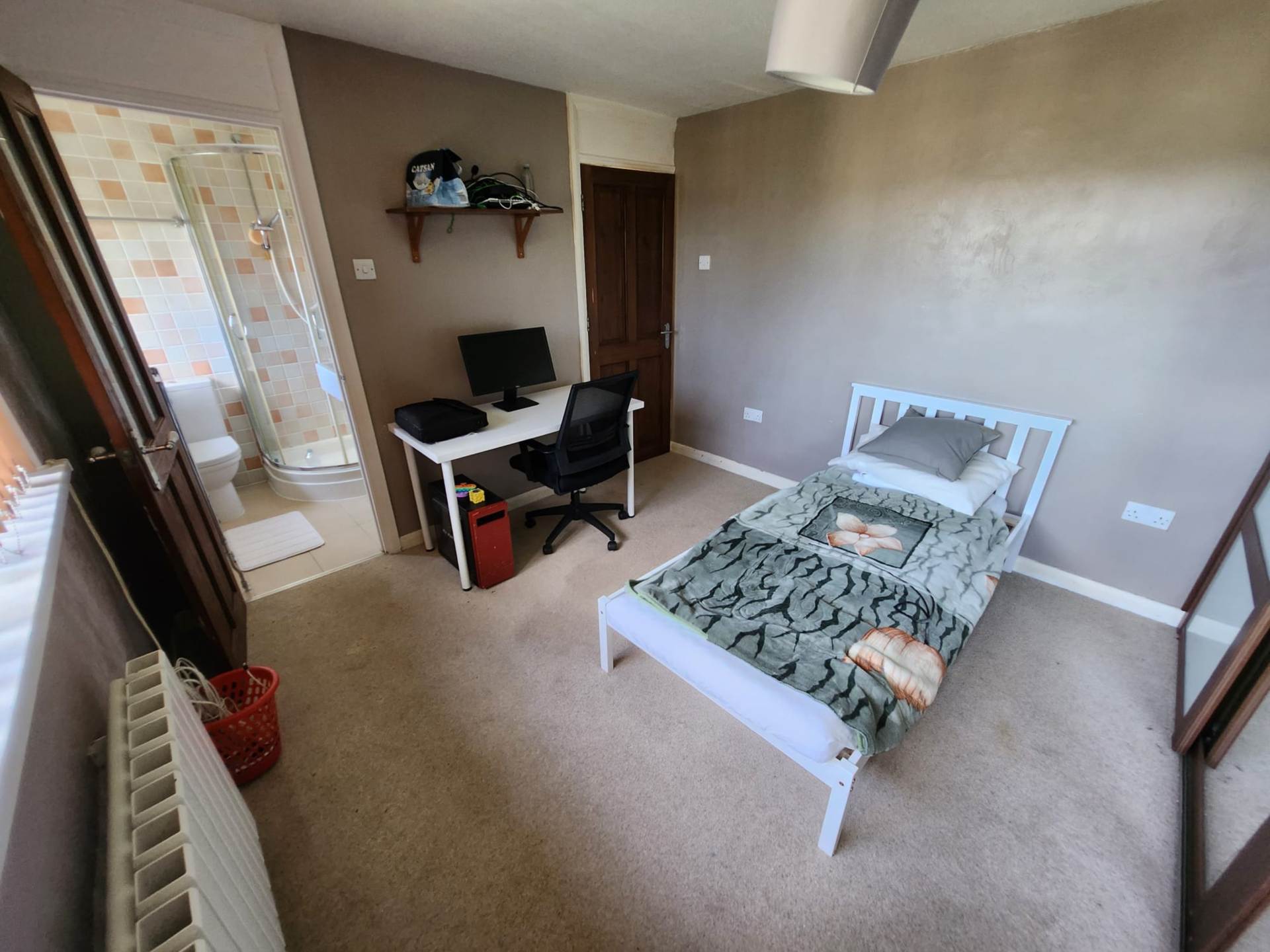 Mountbatten Close, Heath, Image 15