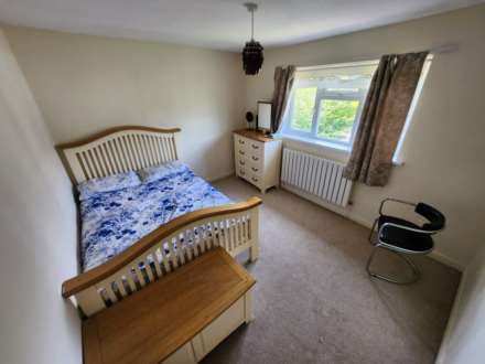 Mountbatten Close, Heath, Image 12