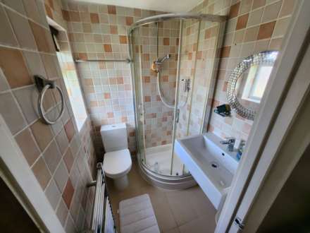 Mountbatten Close, Heath, Image 16