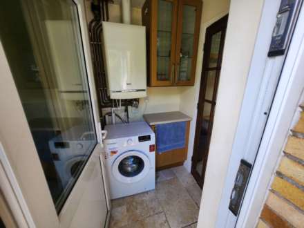 Mountbatten Close, Heath, Image 9