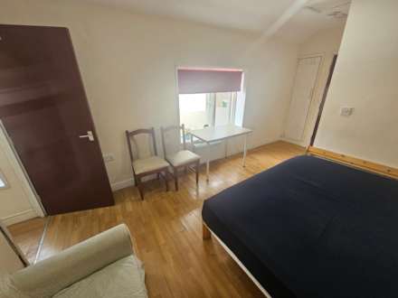 Rawden Place, Cardiff, Image 6