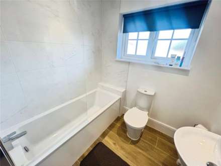 Deri Duon, Cardiff, Image 7